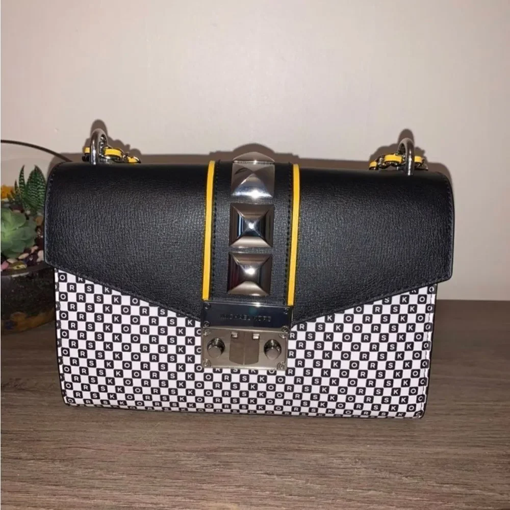 NWT MK New York City Rose Medium Flap Should - Picture 2 of 11